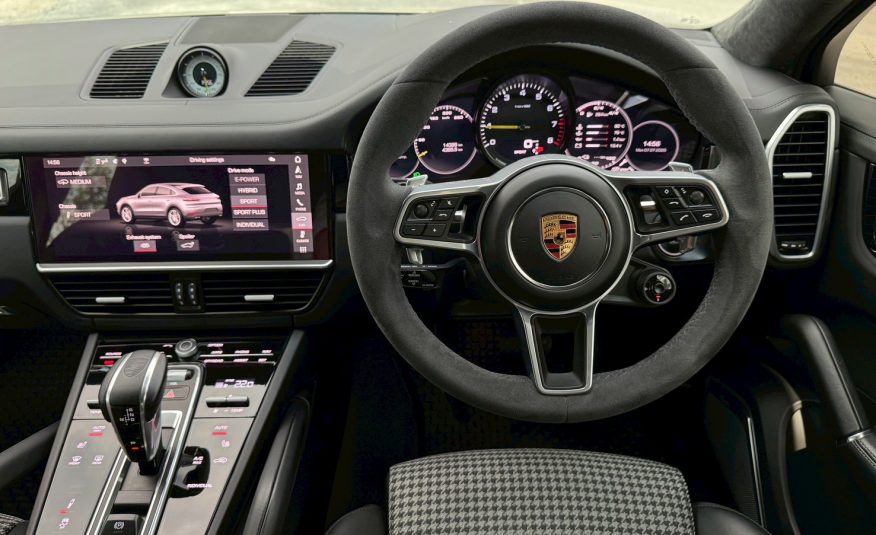 2020 Porsche Cayenne e-hybrid Lightweight Coupe