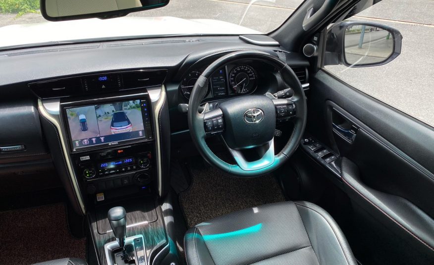 2022 Toyota Fortuner 2.8 LEGENDER 4WD รุ่นพิเศษ 60th
