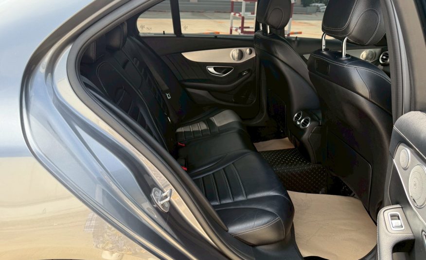 2017 Mercedes-Benz C350e AMG Dynamic