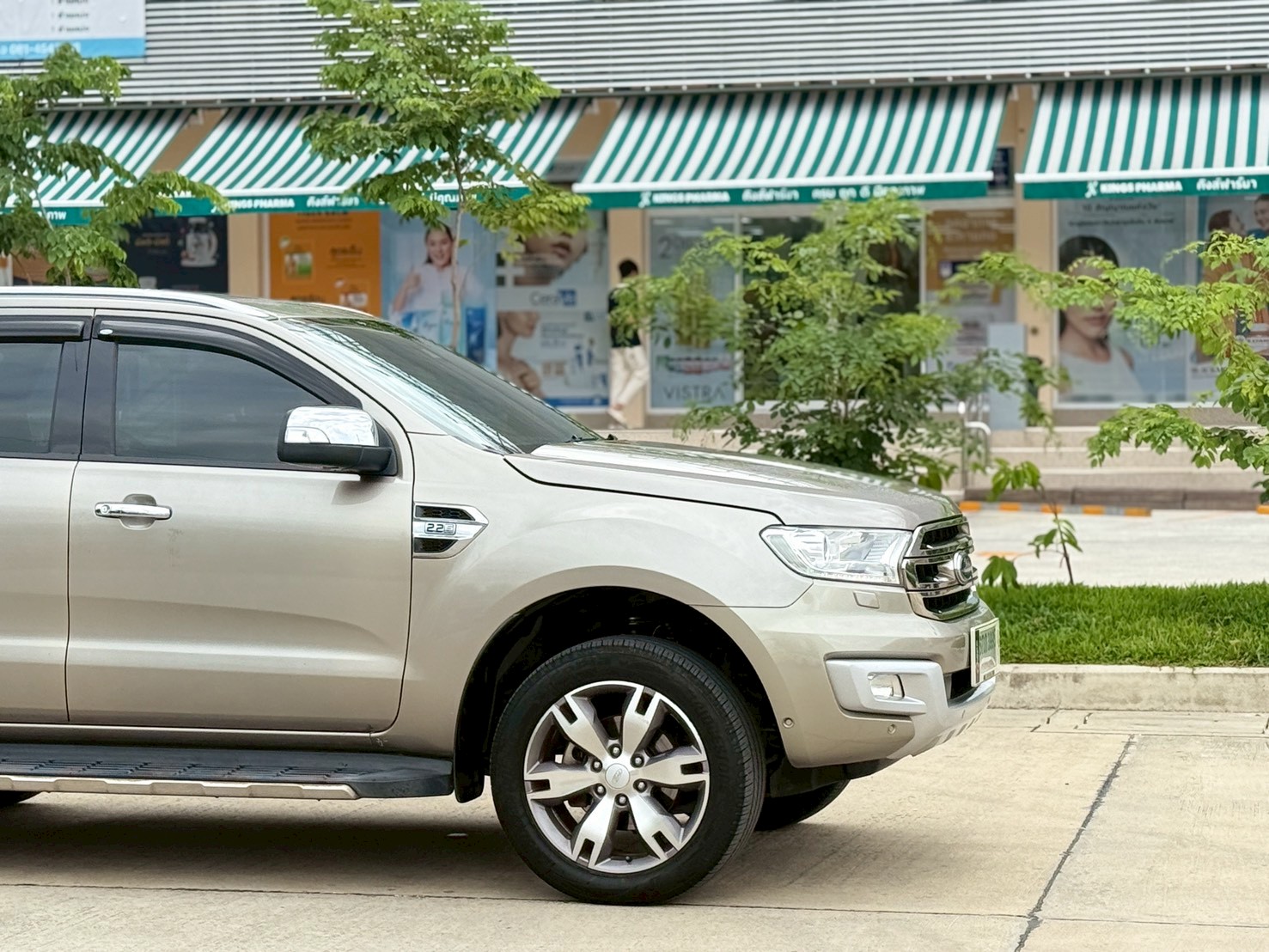 2016 FORD EVEREST Titanium+ 7st Auto 2.2DCT