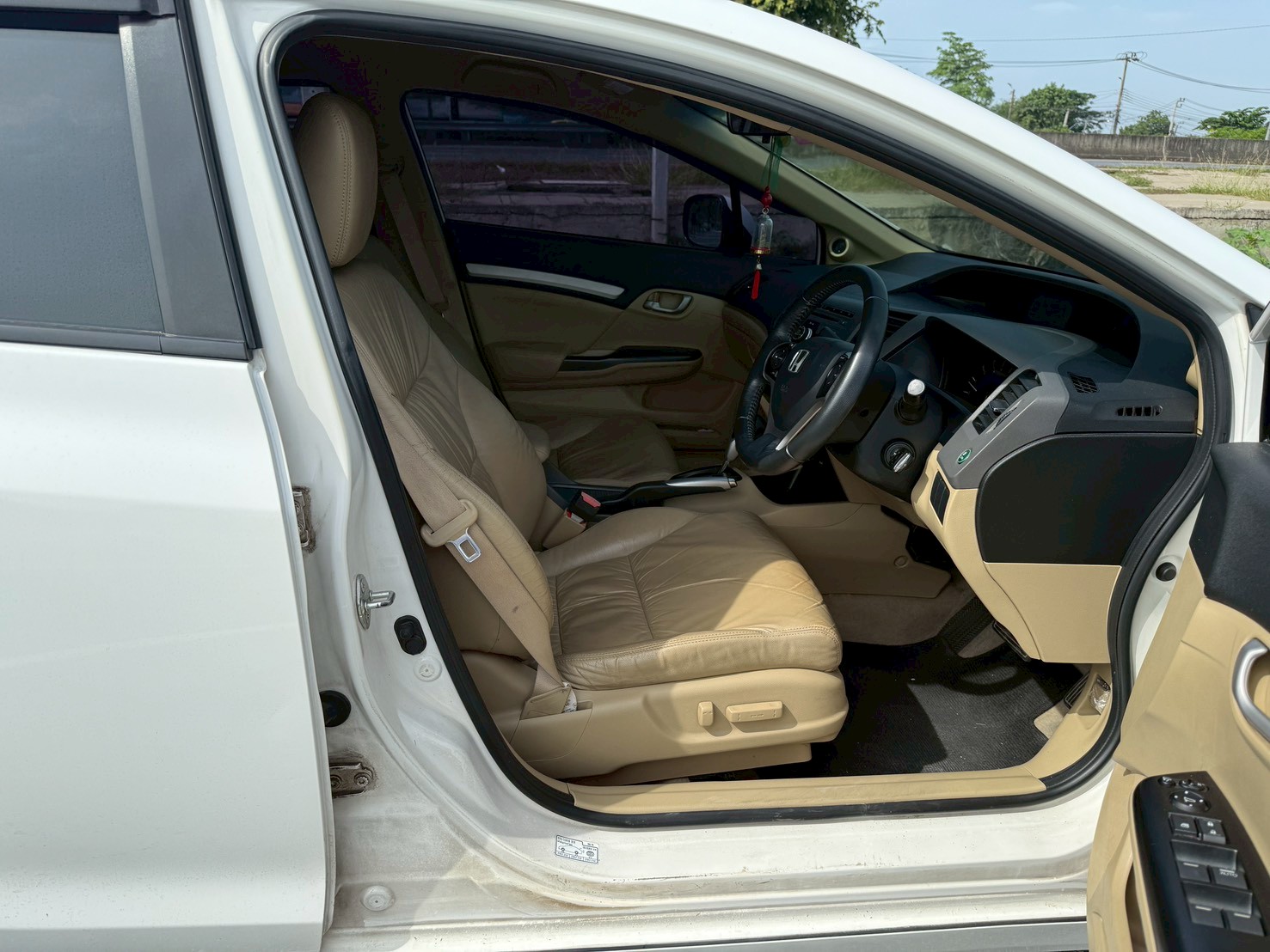2012 HONDA CIVIC FB 1.8E