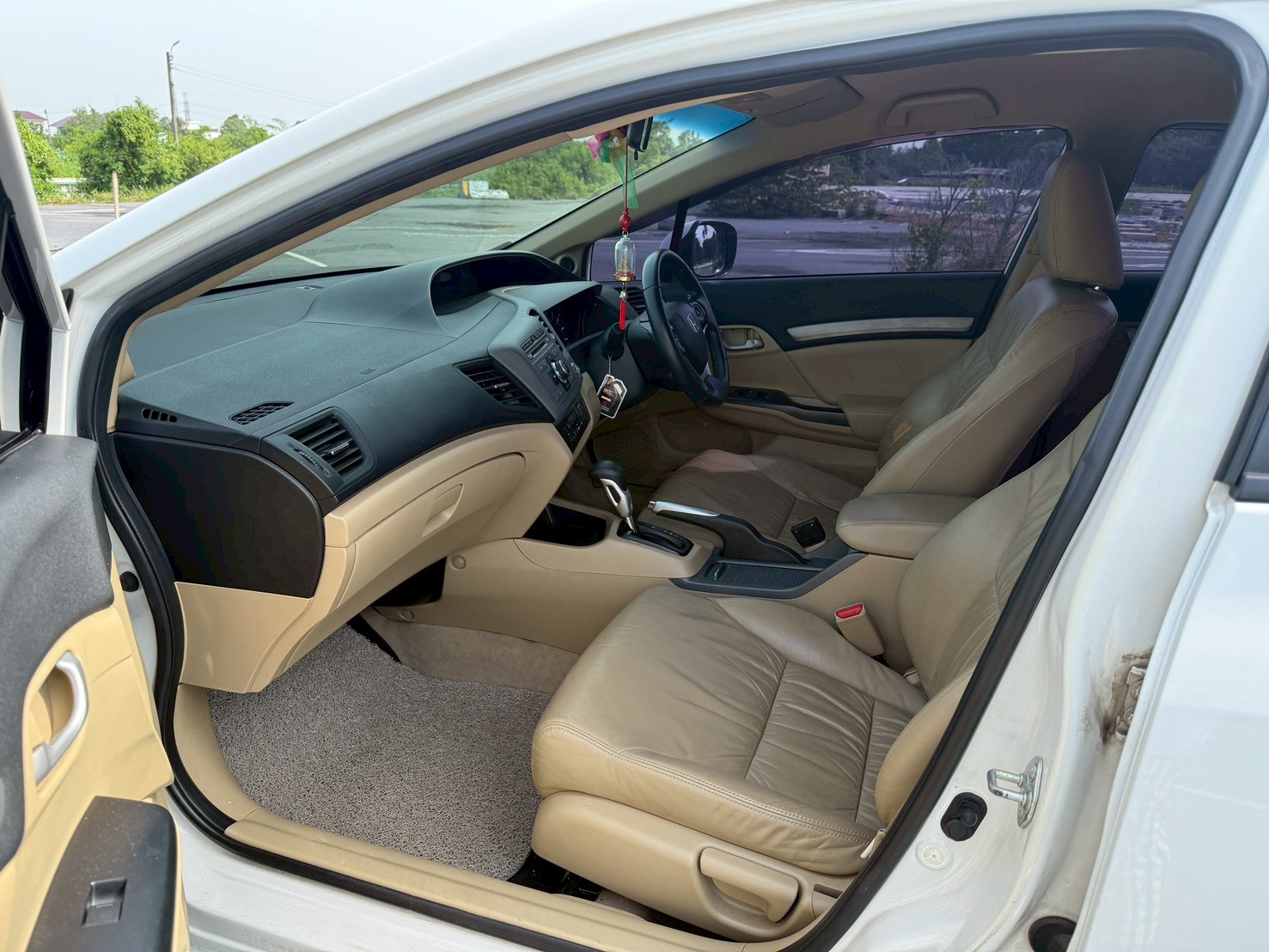 2012 HONDA CIVIC FB 1.8E