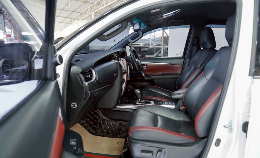 2020 TOYOTA FORTUNER 2.4 LEGENDER 4WD AT