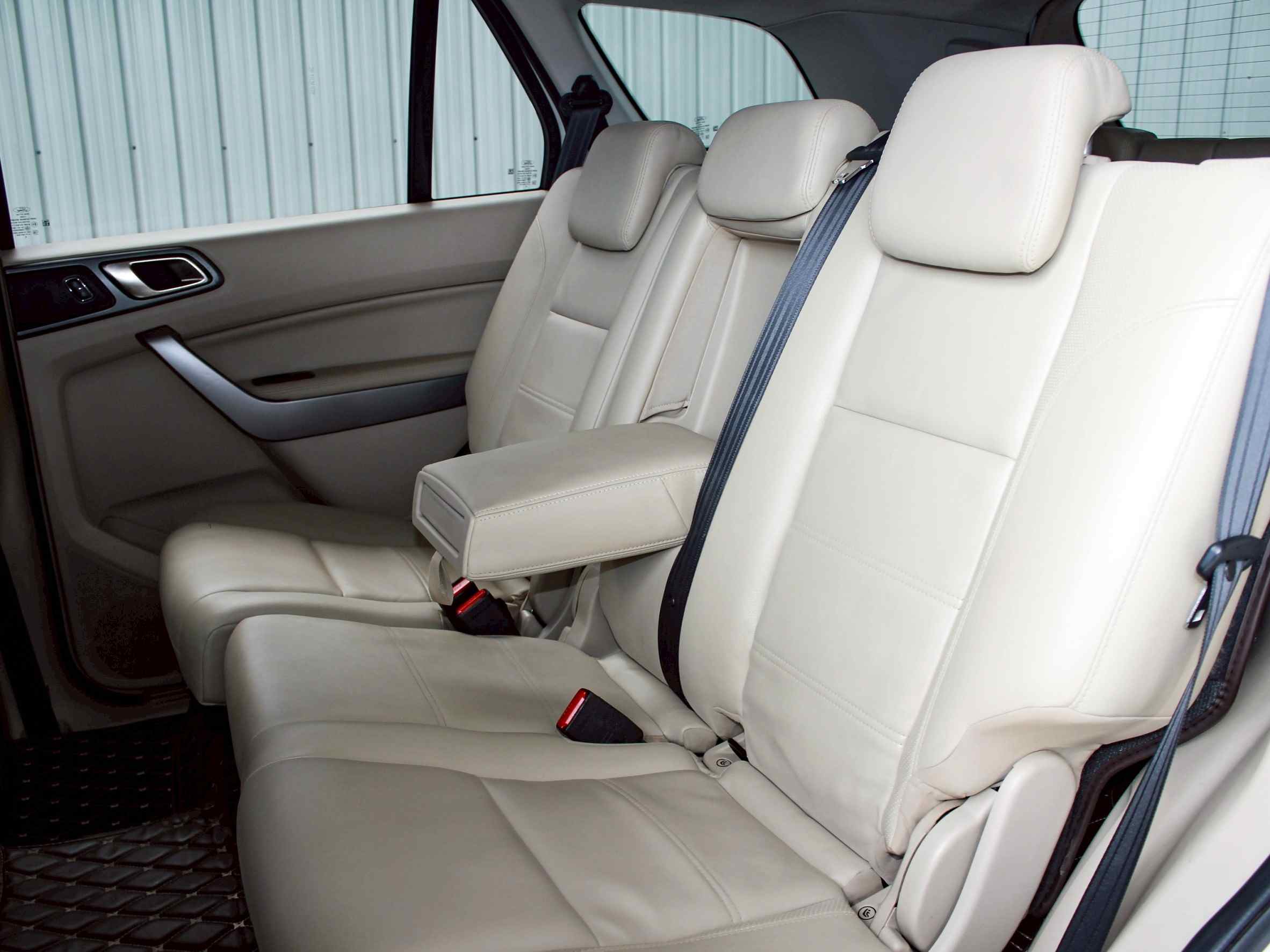 2015 FORD EVEREST 2.2 TITANIUM 2WD