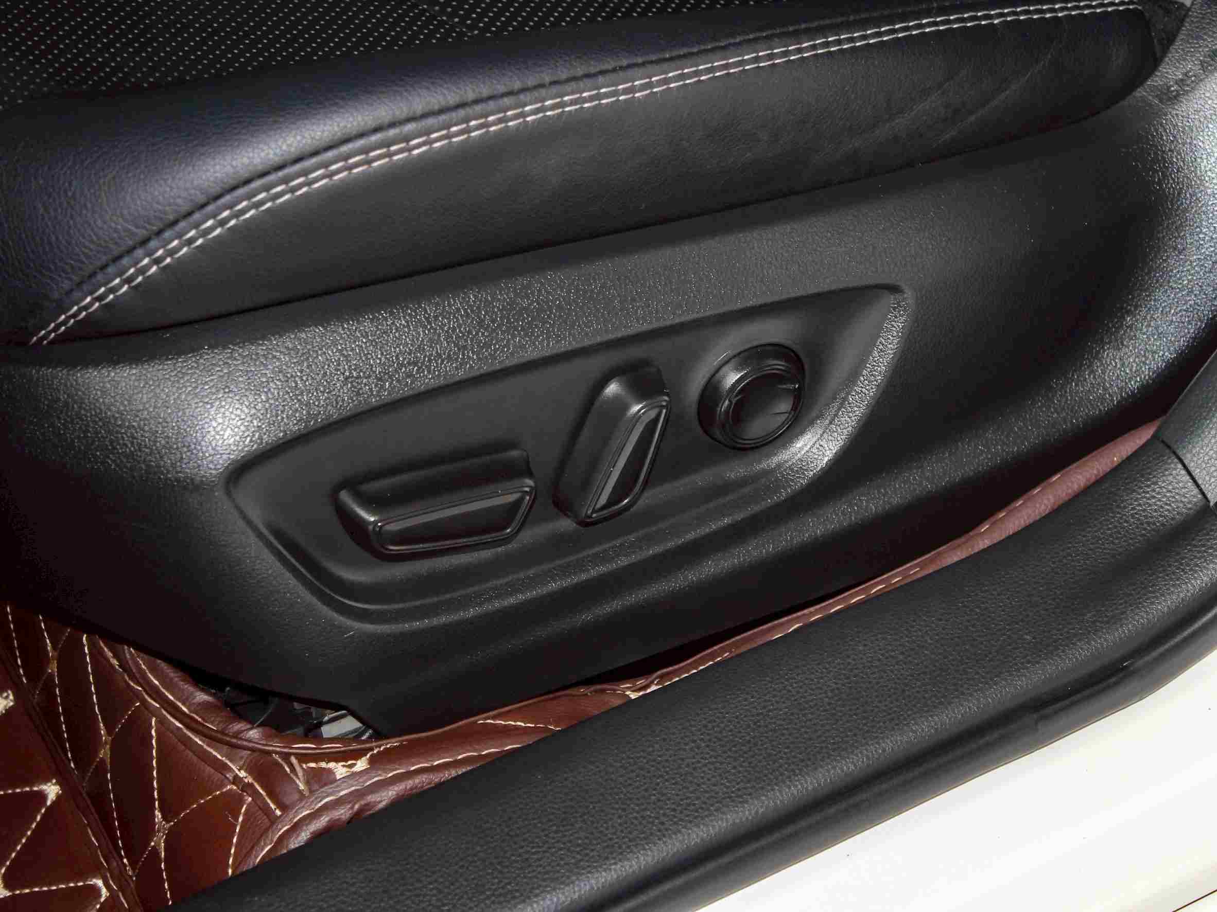 2019 TOYOTA COROLLA ALTIS 1.8 HYBRID HIGH