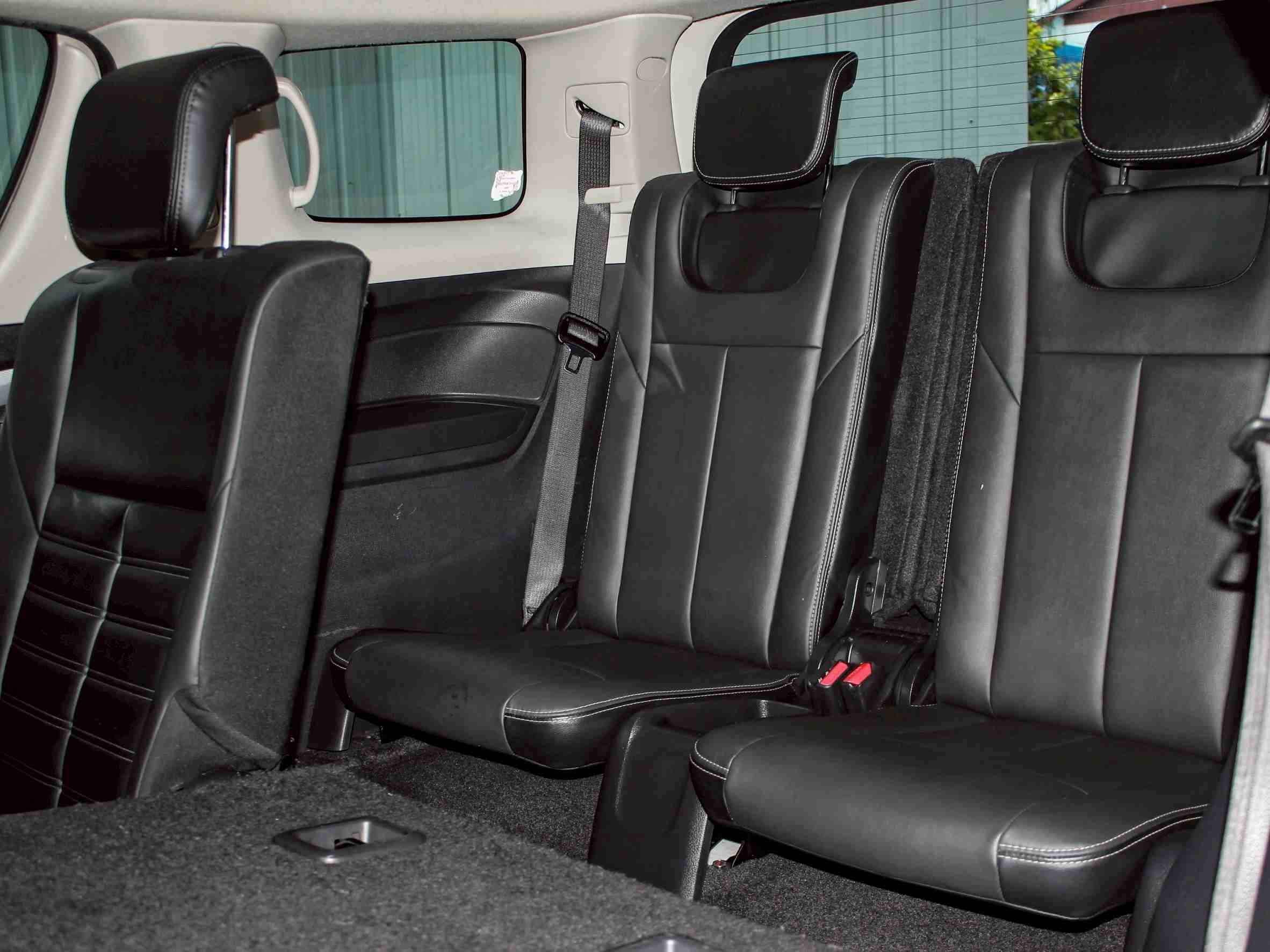 2019 ISUZU MUX 1.9 (DVD Navi