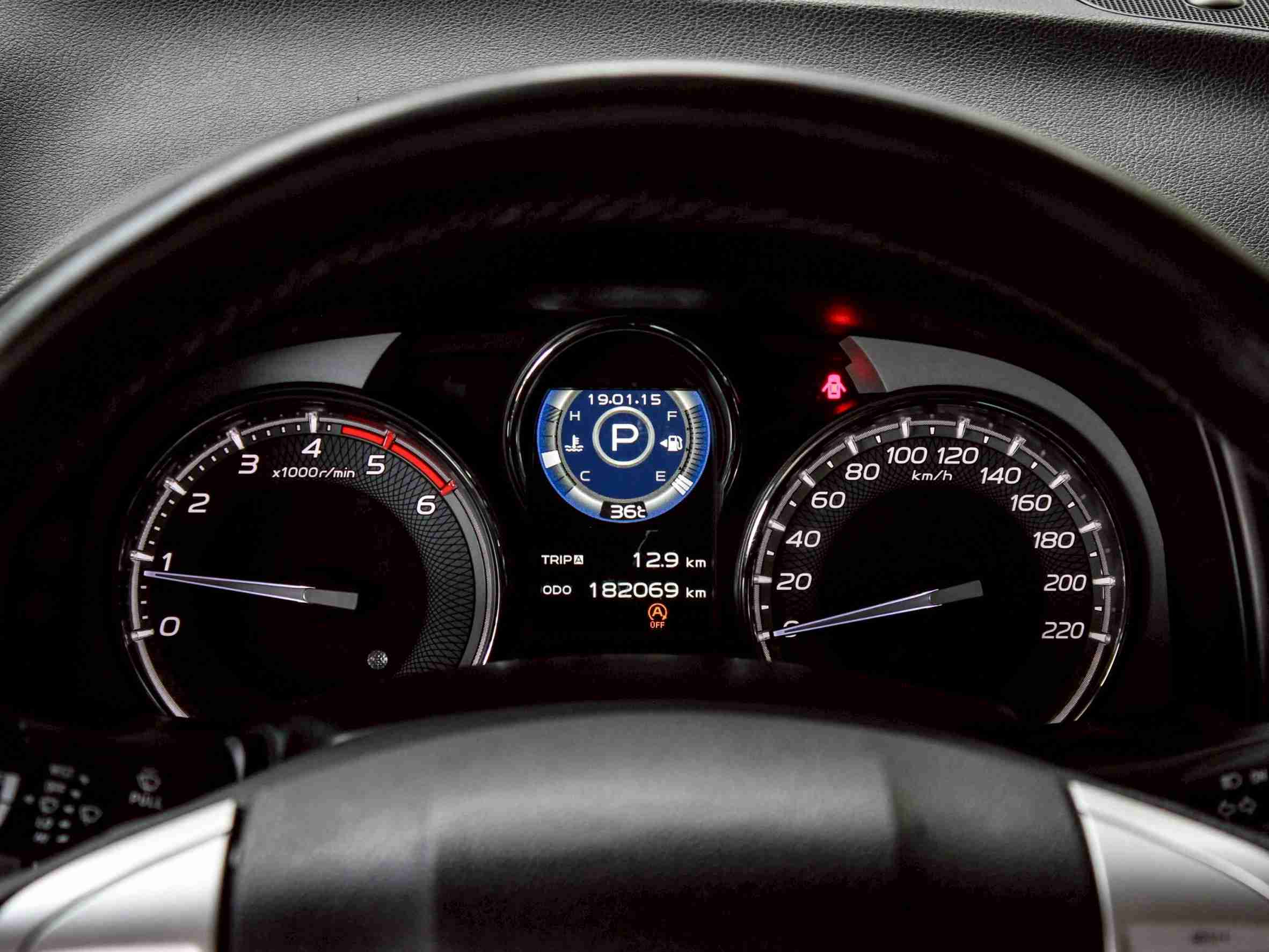 2019 ISUZU MUX 1.9 (DVD Navi