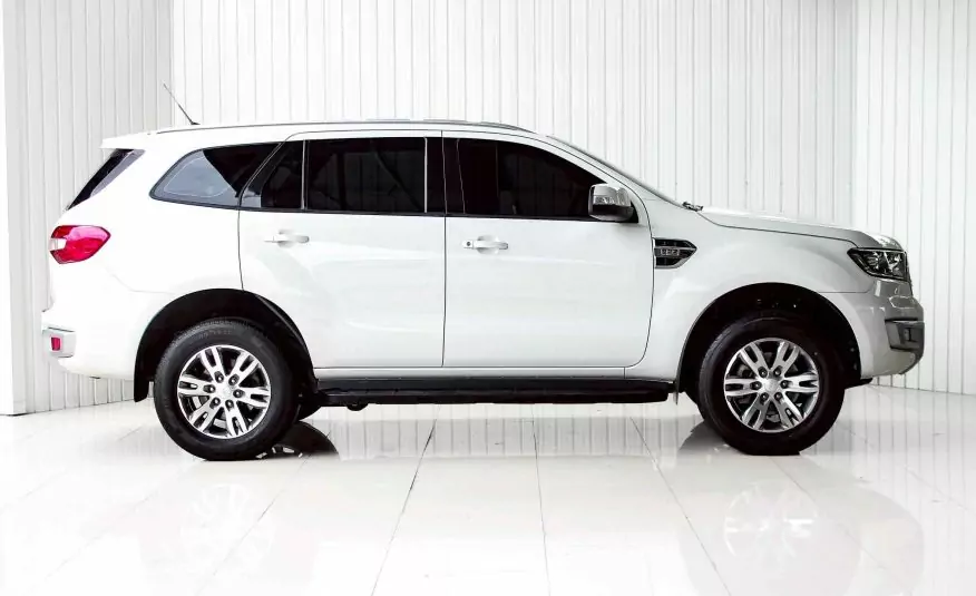2015 FORD EVEREST 2.2 TITANIUM 2WD