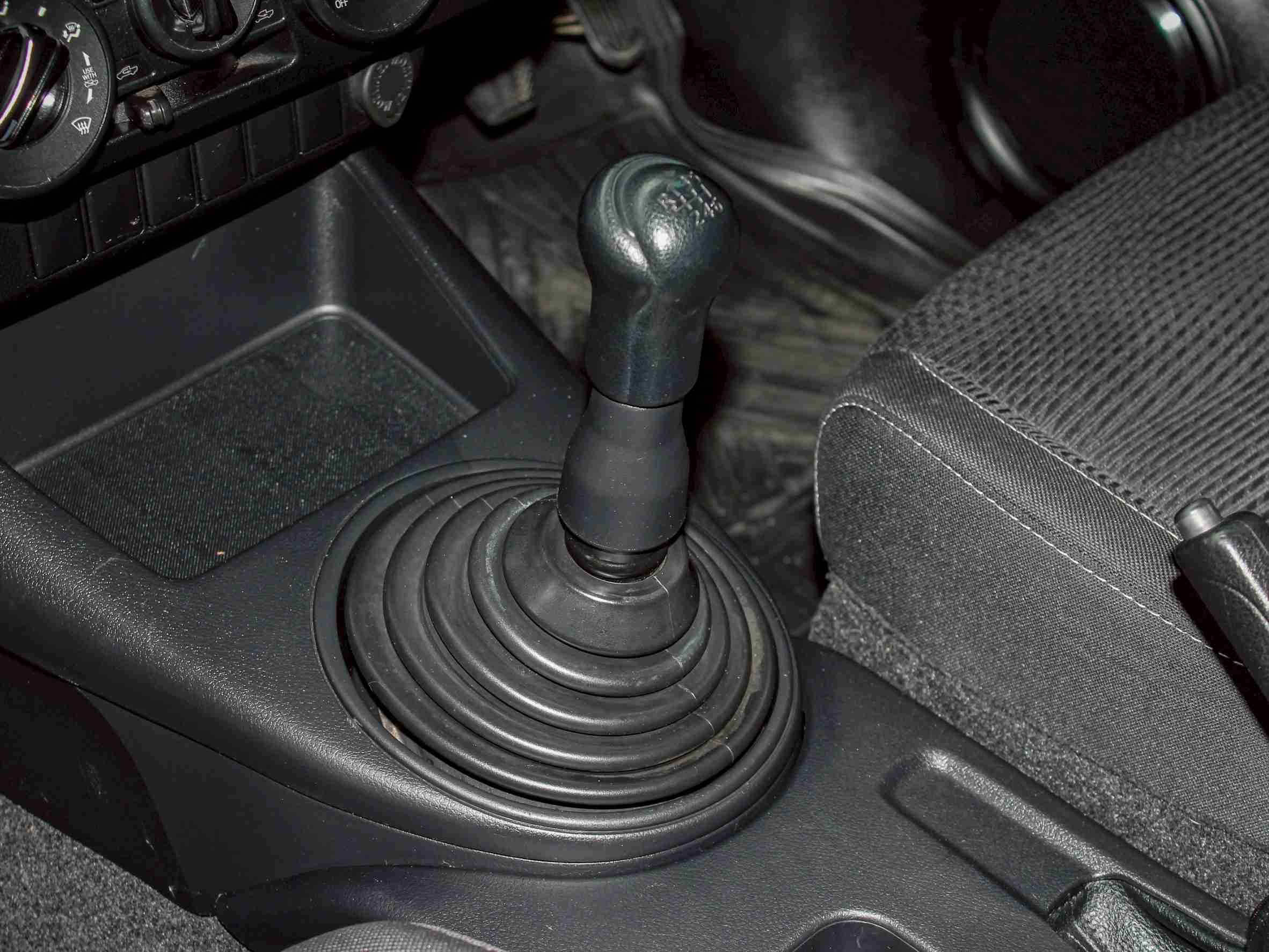 2019 TOYOTA HILUX REVO 2.4 J PLUS Z EDITION
