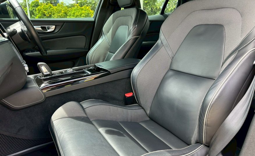 2020 VOLVO S60 T8 R-Design AWD