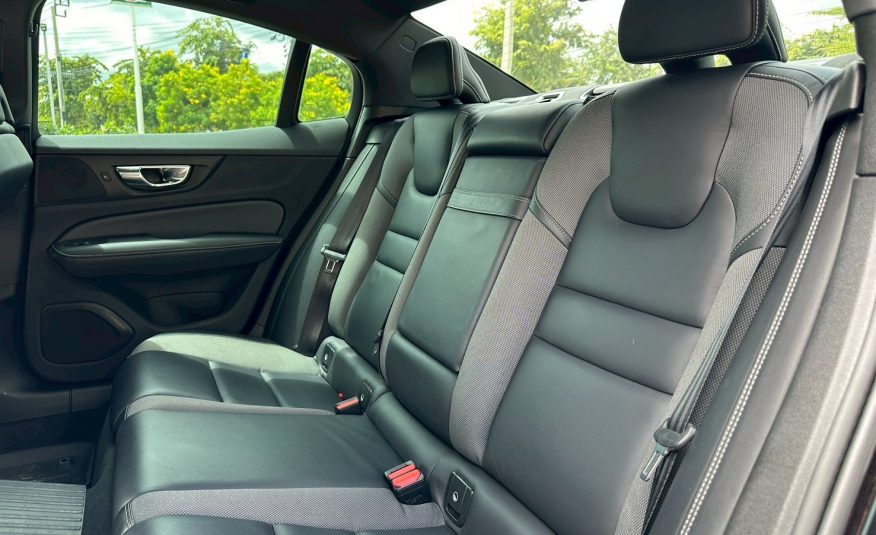 2020 VOLVO S60 T8 R-Design AWD