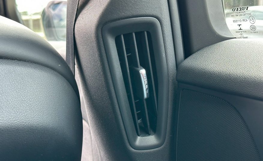 2020 VOLVO S60 T8 R-Design AWD