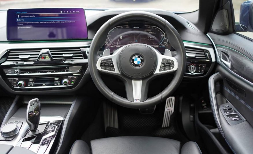 2021 BMW 530e M Sport LCI