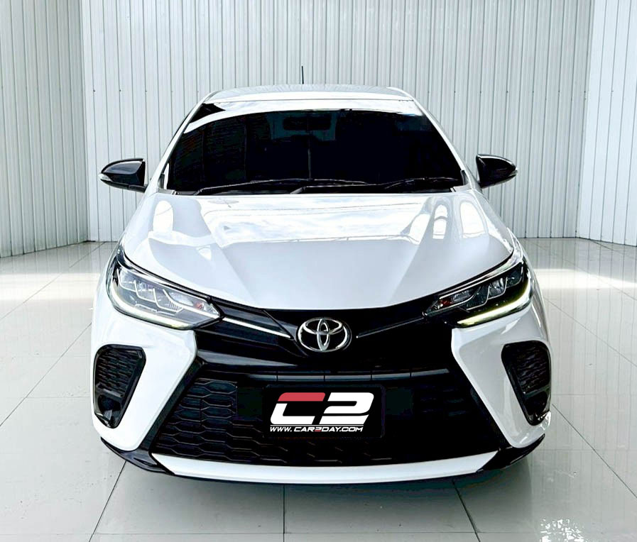 2022 TOYOTA YARIS 1.2 SPORT