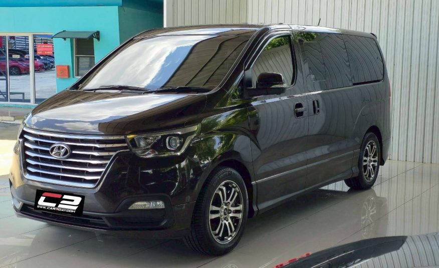 2019 HYUNDAI H1 DELUXE