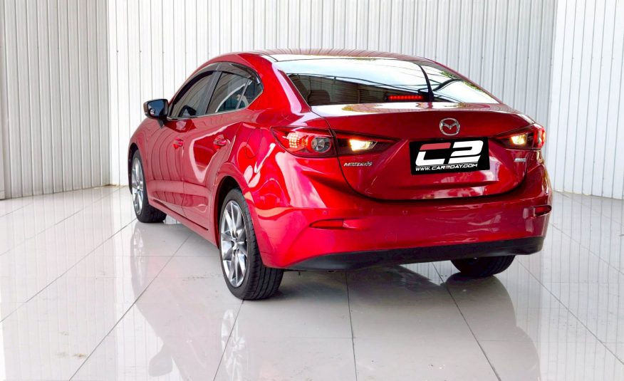 2019 MAZDA MAZDA3 2.0 S