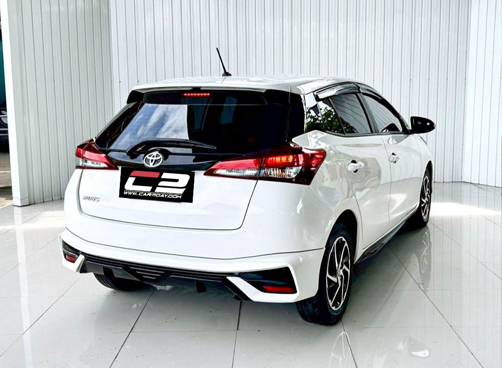 2022 TOYOTA YARIS 1.2 SPORT