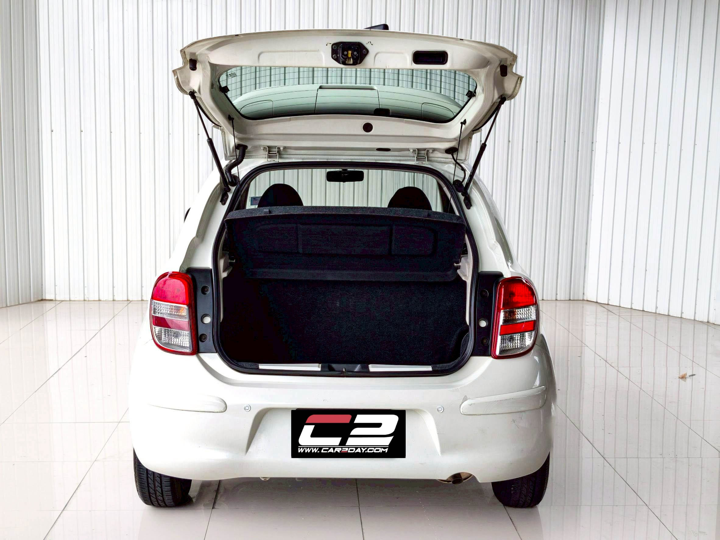 2010 NISSAN MARCH 1.2 E
