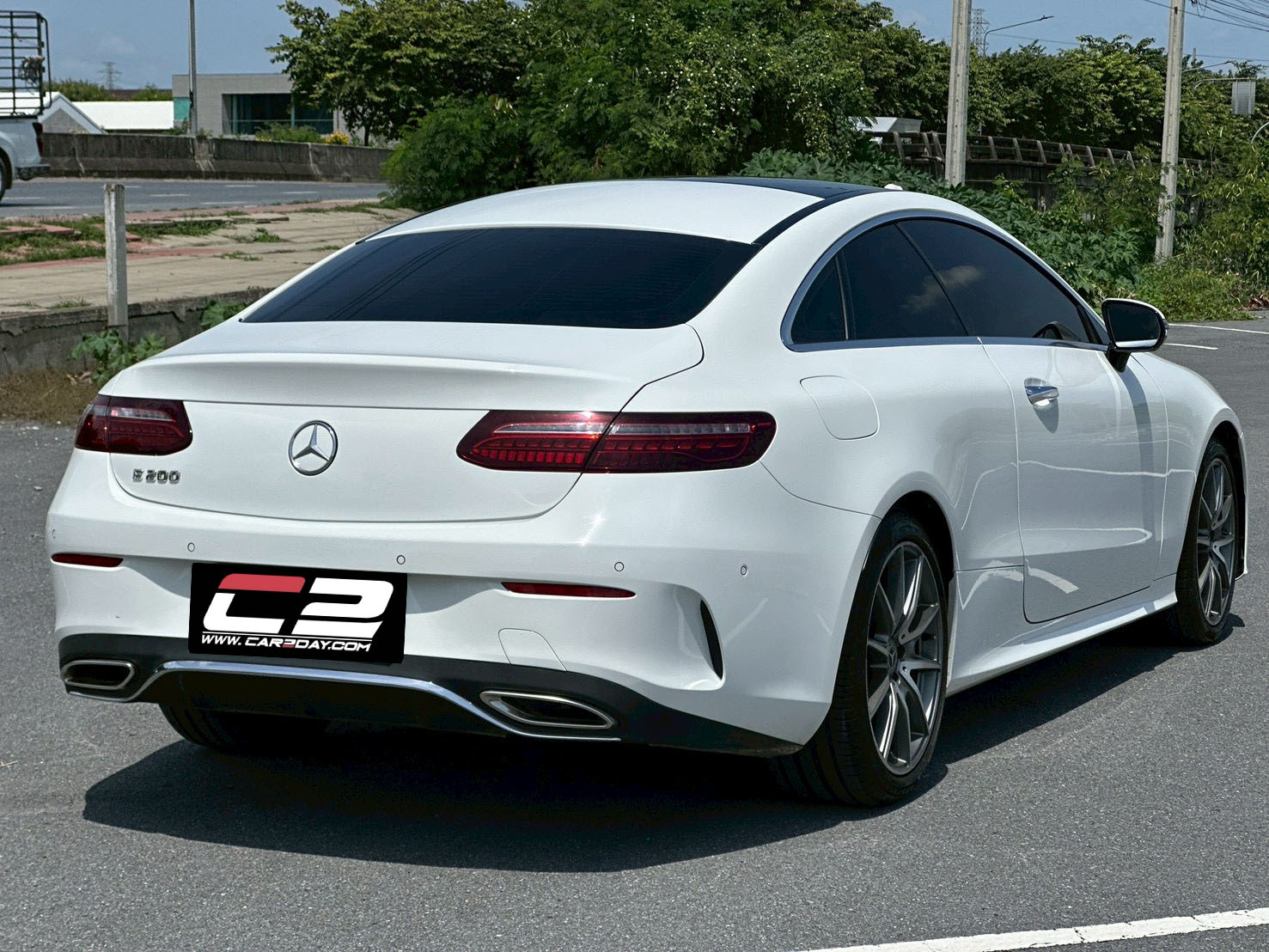 2022 Mercedes-Benz E200 Coupe AMG Dynamic (Facelift)