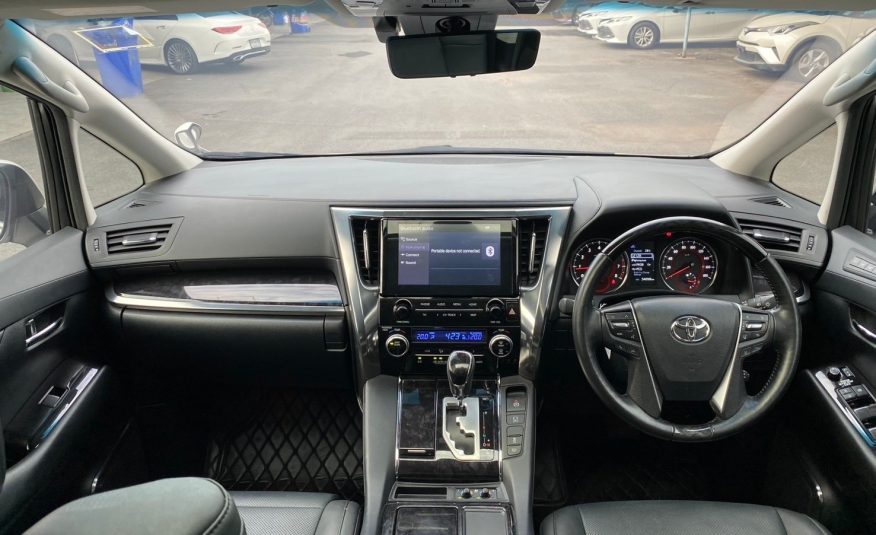 2022 TOYOTA ALPHARD 2.5 SC PACKAGE