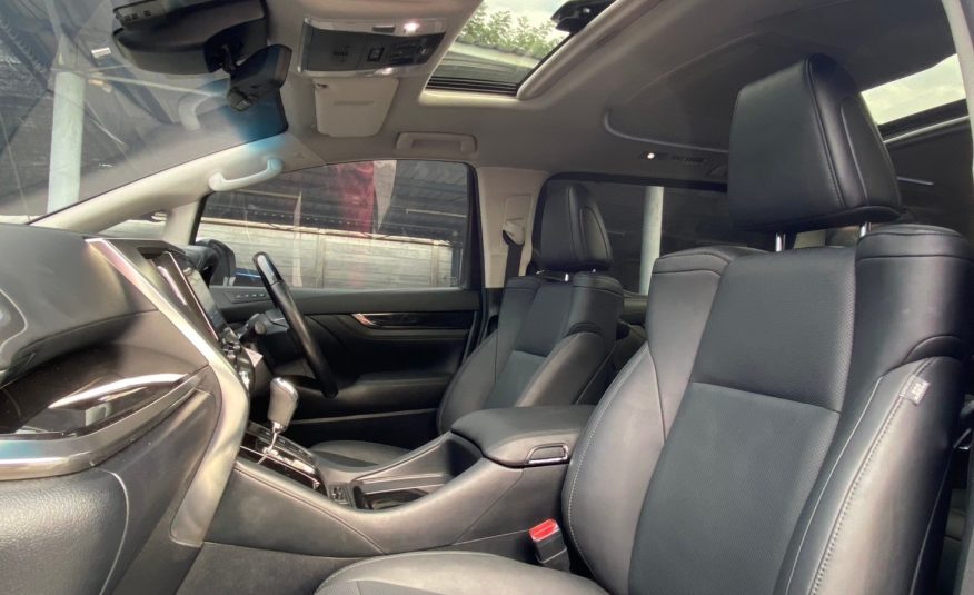 2022 TOYOTA ALPHARD 2.5 SC PACKAGE