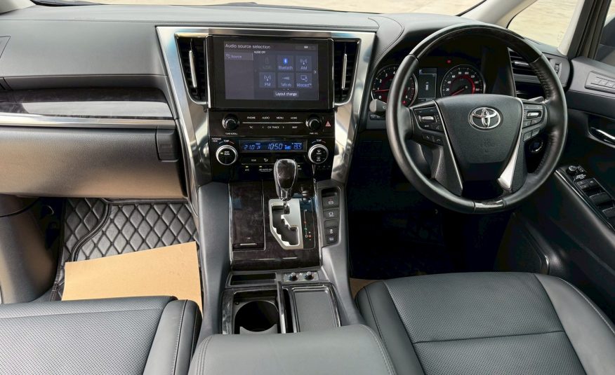 2022 TOYOTA ALPHARD 2.5 SC PACKAGE