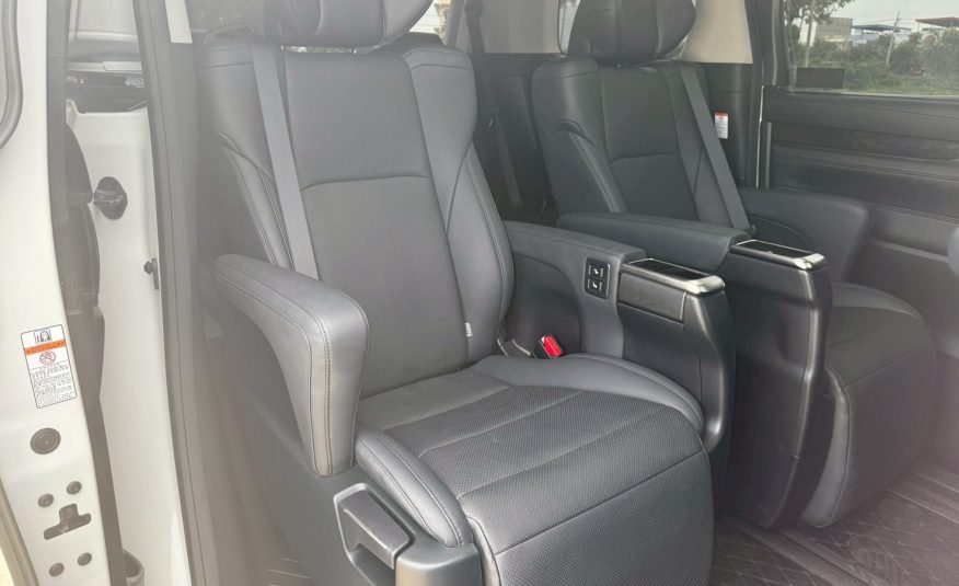 2022 TOYOTA ALPHARD 2.5 SC PACKAGE