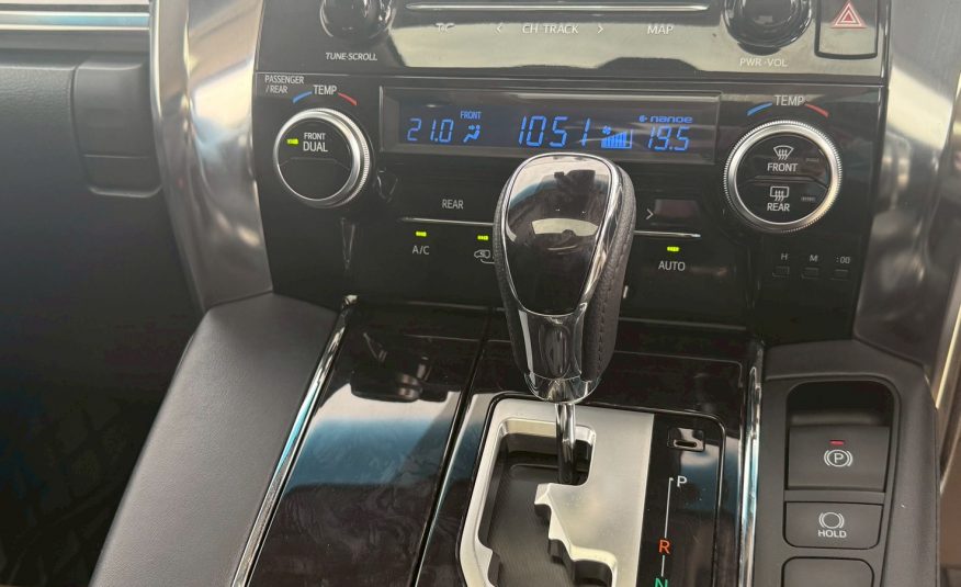 2022 TOYOTA ALPHARD 2.5 SC PACKAGE