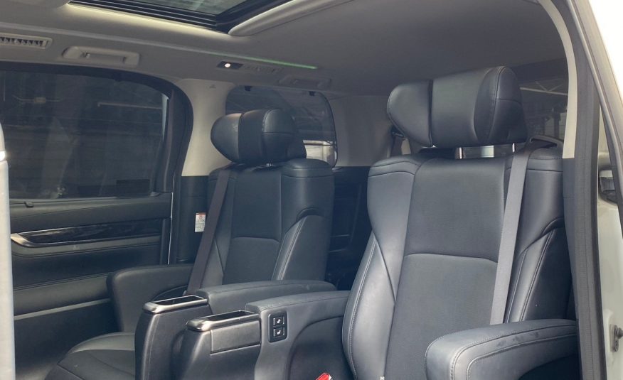 2022 TOYOTA ALPHARD 2.5 SC PACKAGE