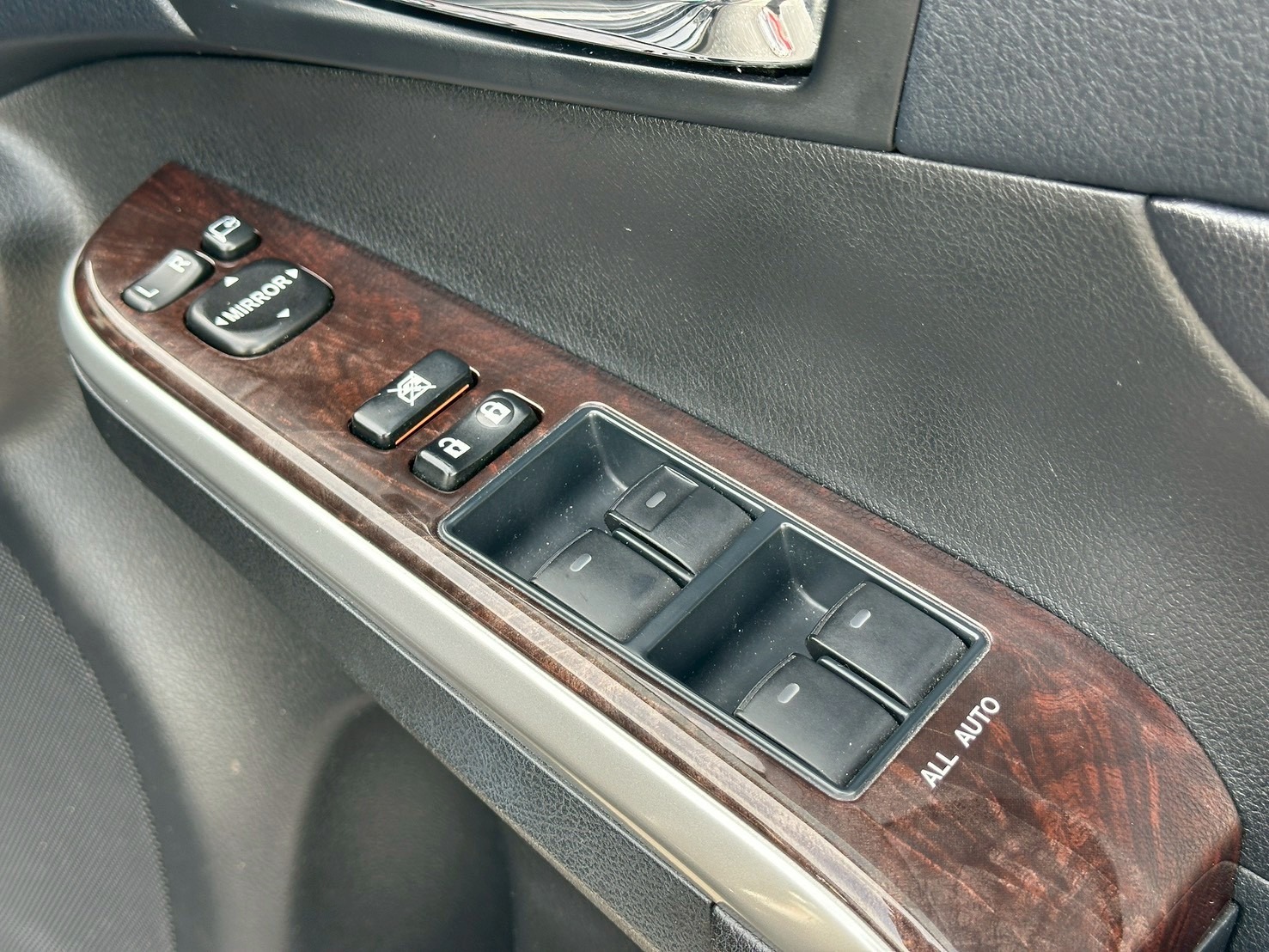 2015 TOYOTA CAMRY 2.0 G Extremo