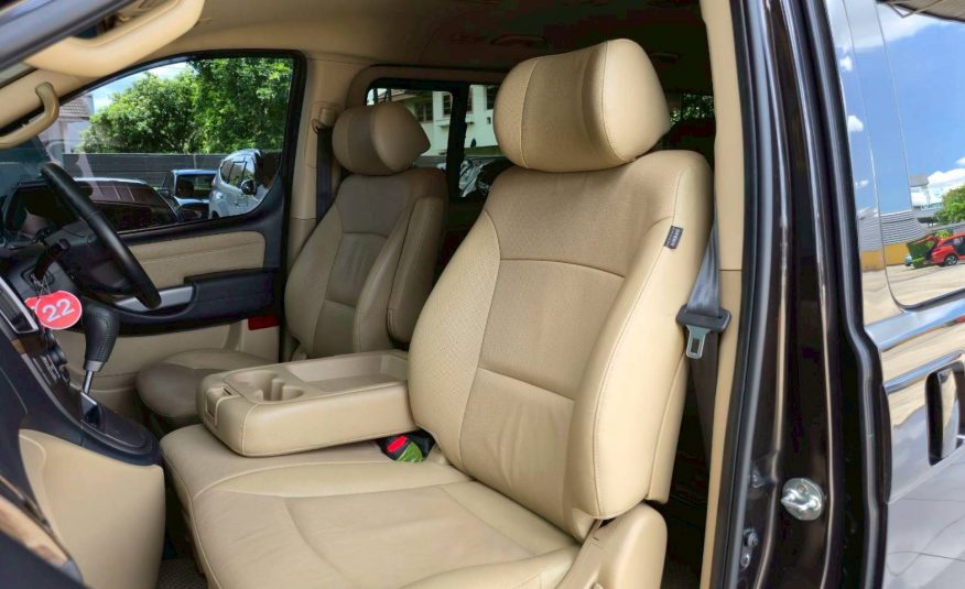 2019 HYUNDAI H1 DELUXE