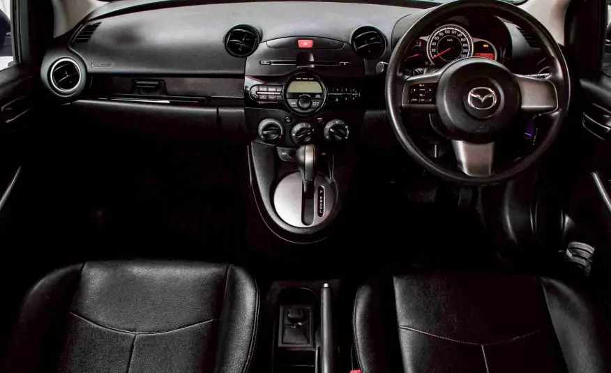2012 MAZDA MAZDA2 1.5 Spirit