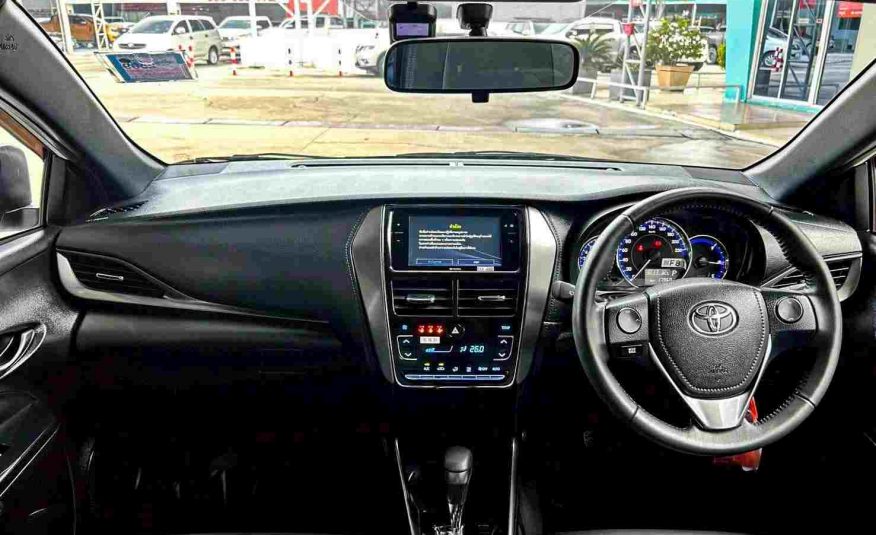 2022 TOYOTA YARIS 1.2 SPORT