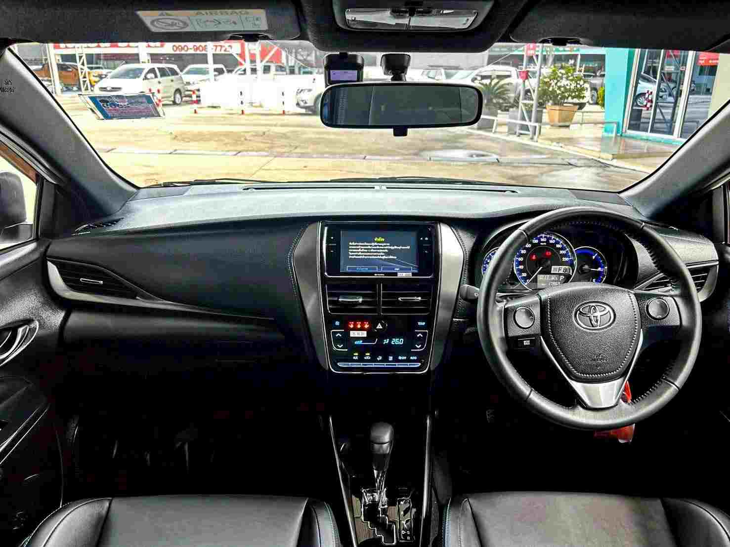 2022 TOYOTA YARIS 1.2 SPORT