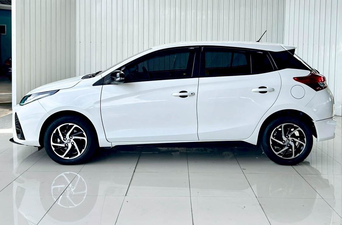 2022 TOYOTA YARIS 1.2 SPORT
