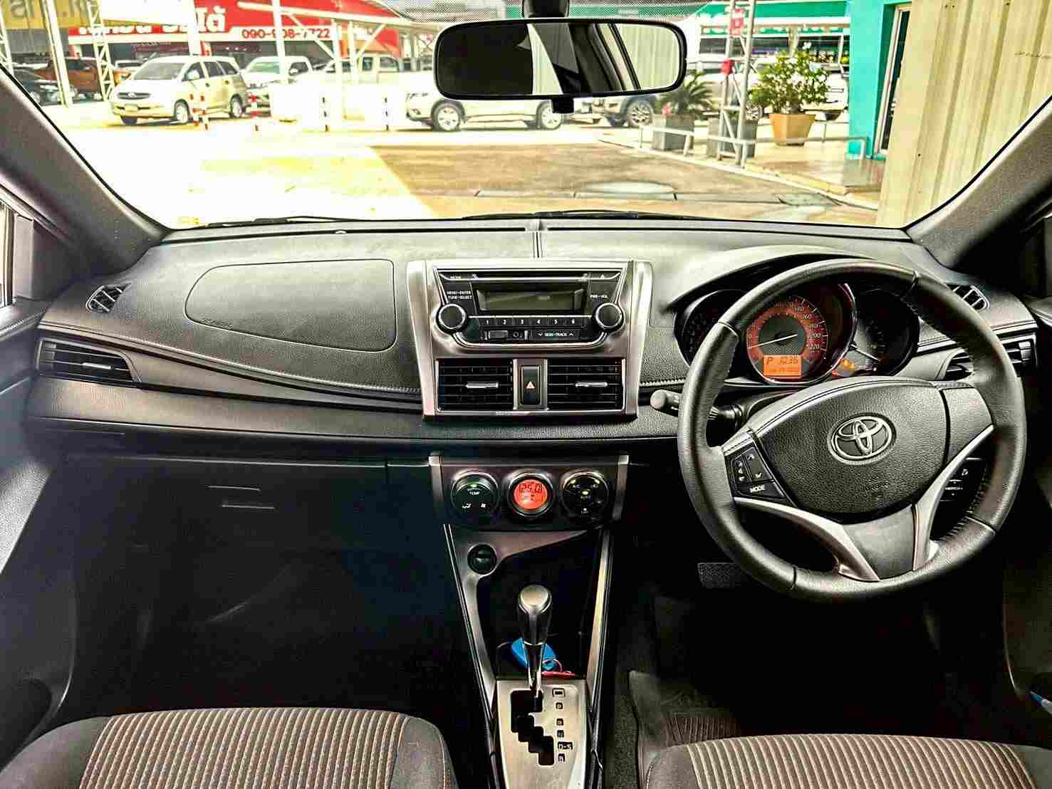 2014 TOYOTA YARIS 1.2 G