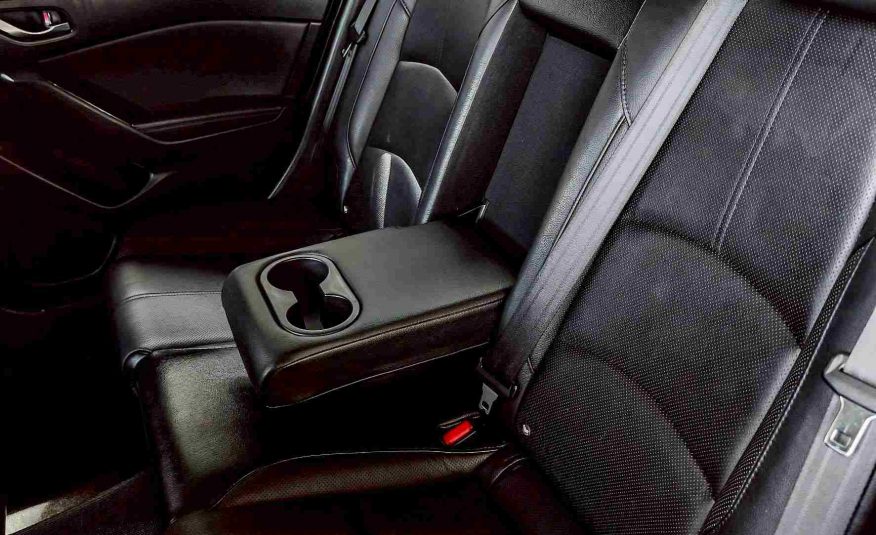 2019 MAZDA MAZDA3 2.0 S