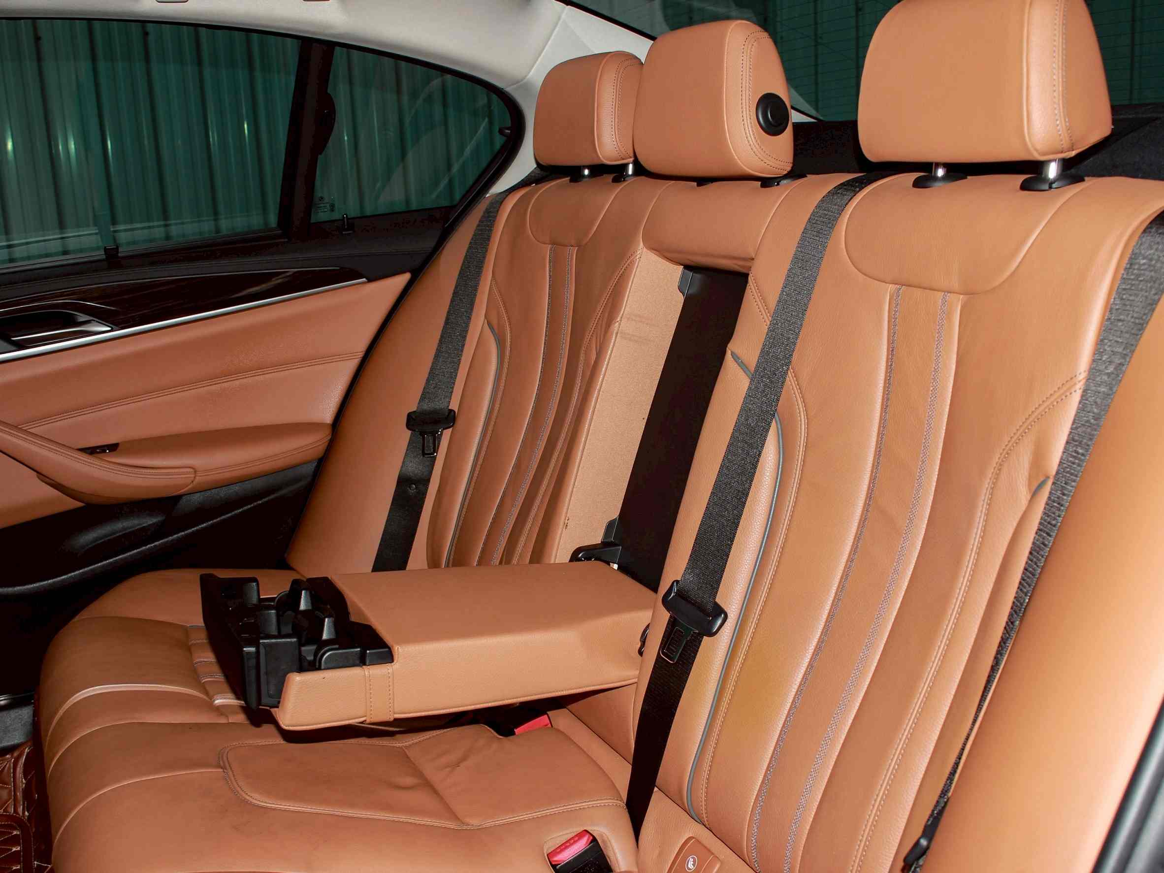 2019 BMW SERIES 5 530e 2.0 HIGHLINE