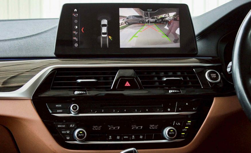 2019 BMW SERIES 5 530e 2.0 HIGHLINE