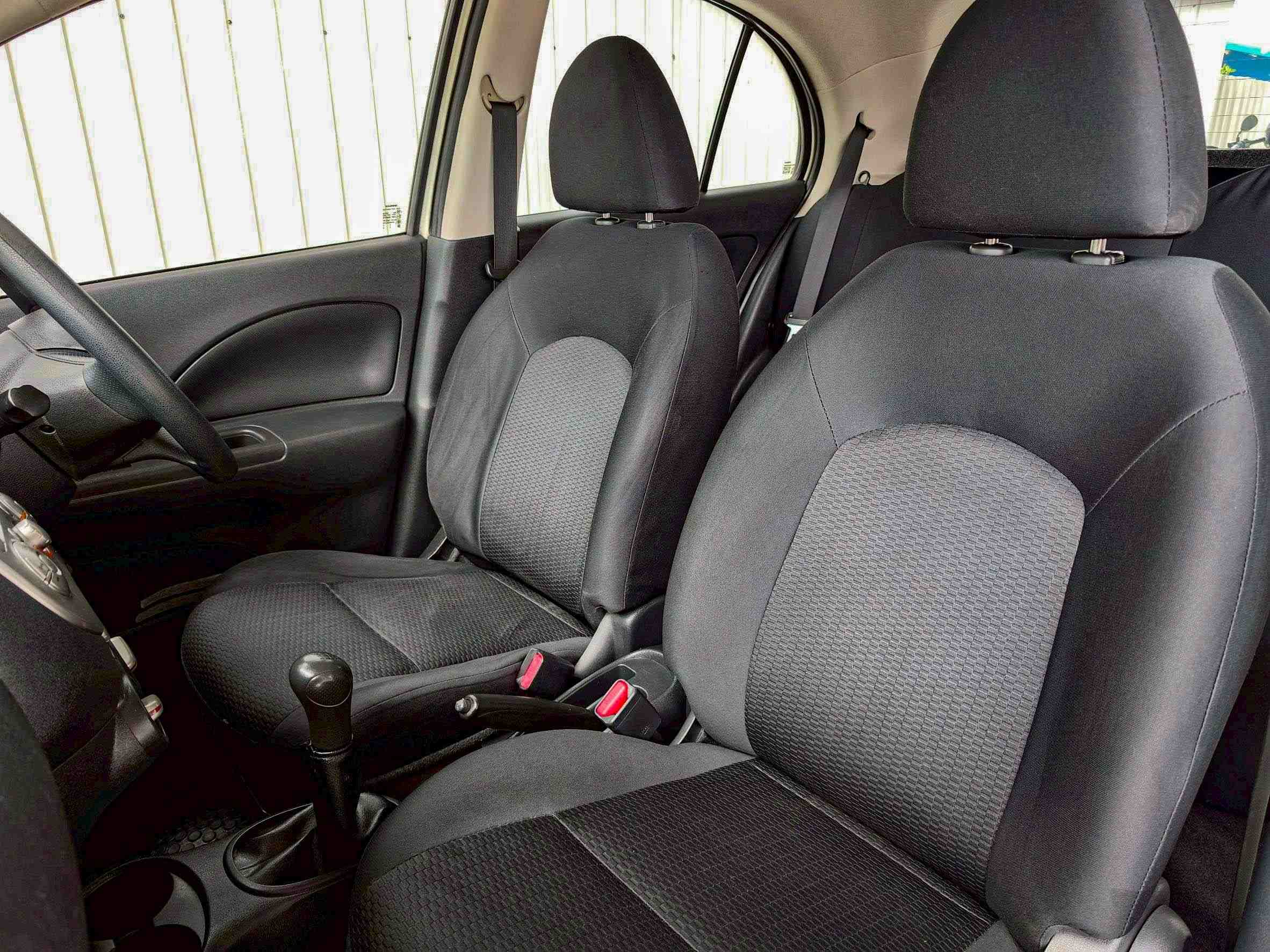 2010 NISSAN MARCH 1.2 E