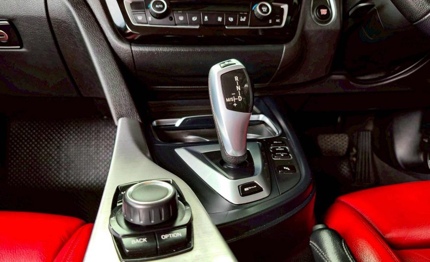 2018 BMW SERIES 3 330e