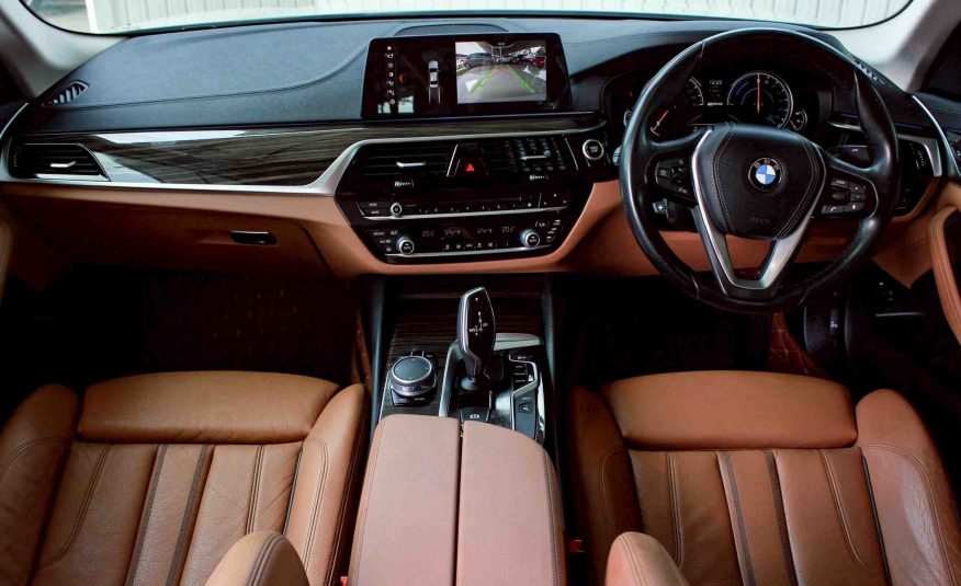 2019 BMW SERIES 5 530e 2.0 HIGHLINE