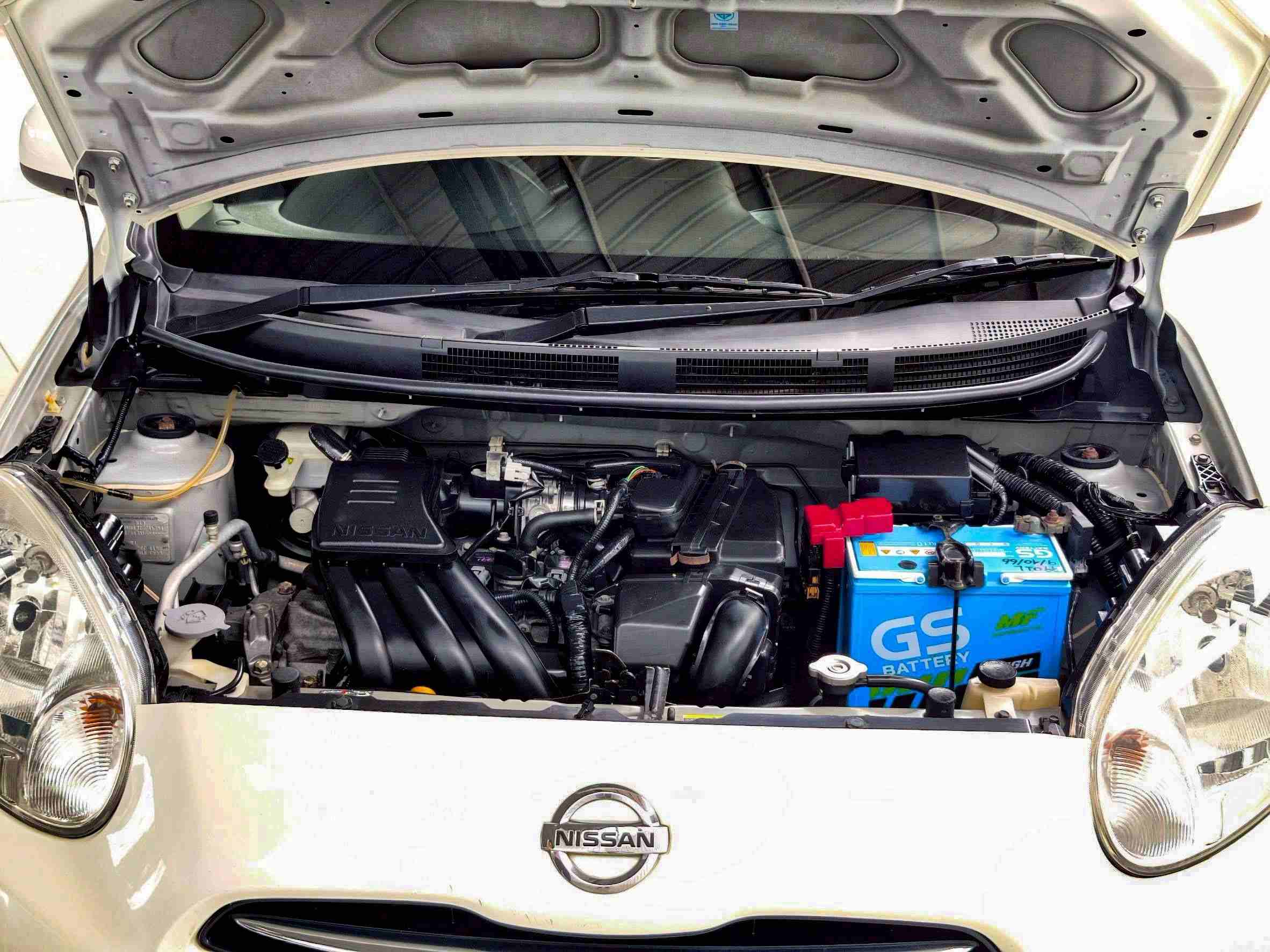 2010 NISSAN MARCH 1.2 E