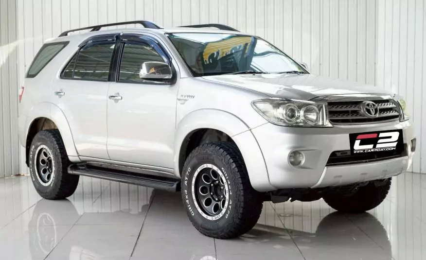 2010 TOYOTA FORTUNER 2.7 V