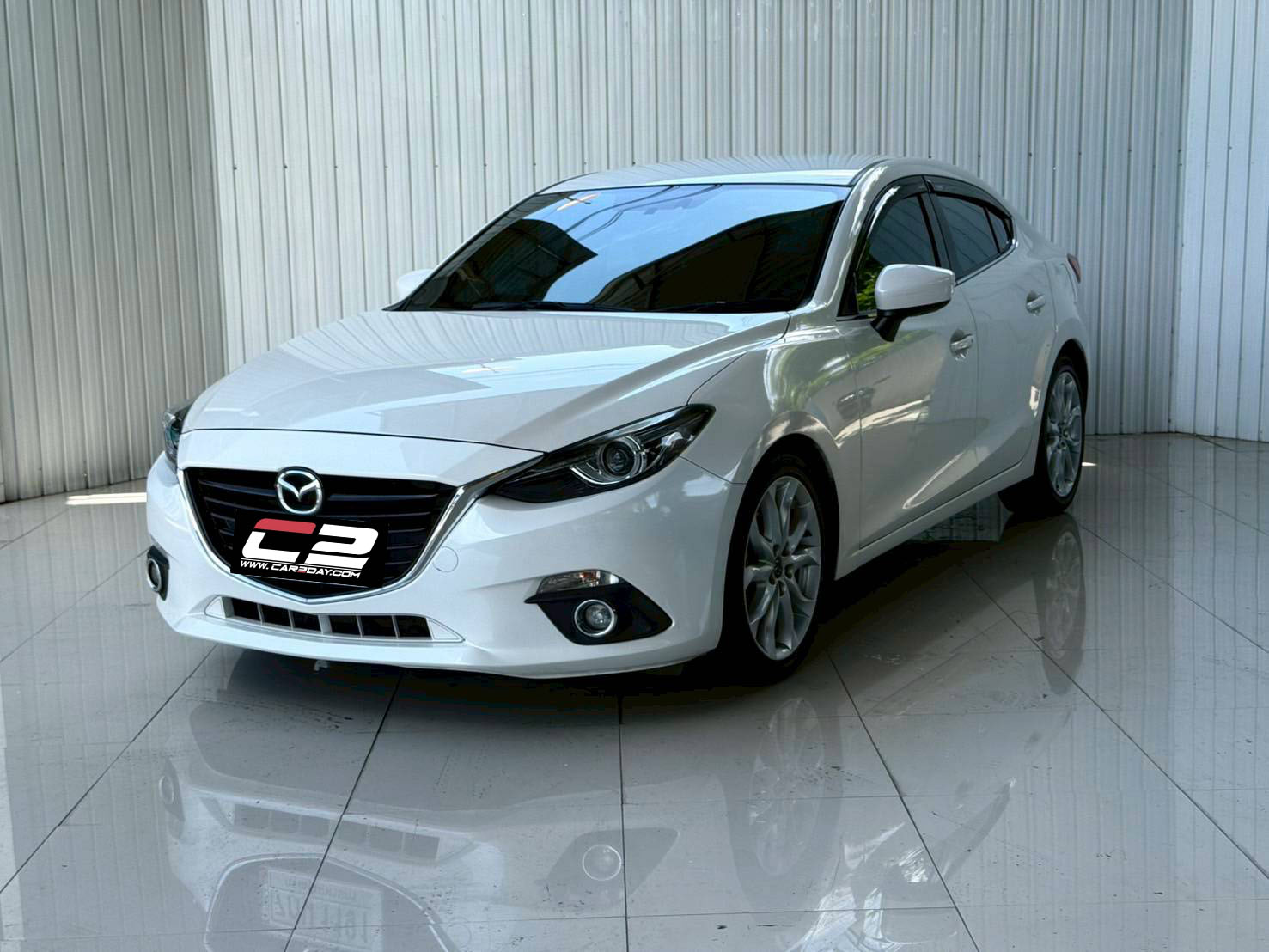 2015 MAZDA MAZDA3 2.0 S