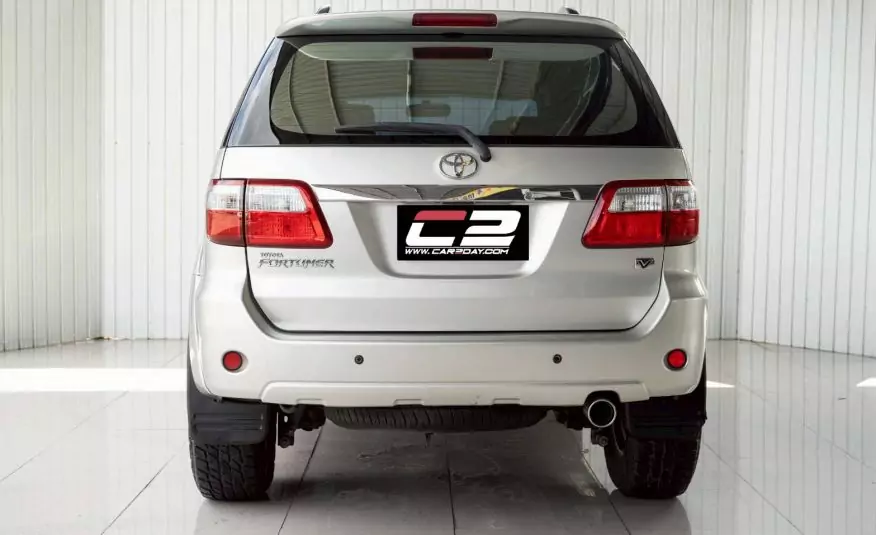 2010 TOYOTA FORTUNER 2.7 V