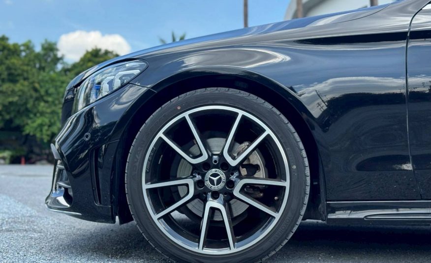 2022 Mercedes Benz C200 AMG Coupe