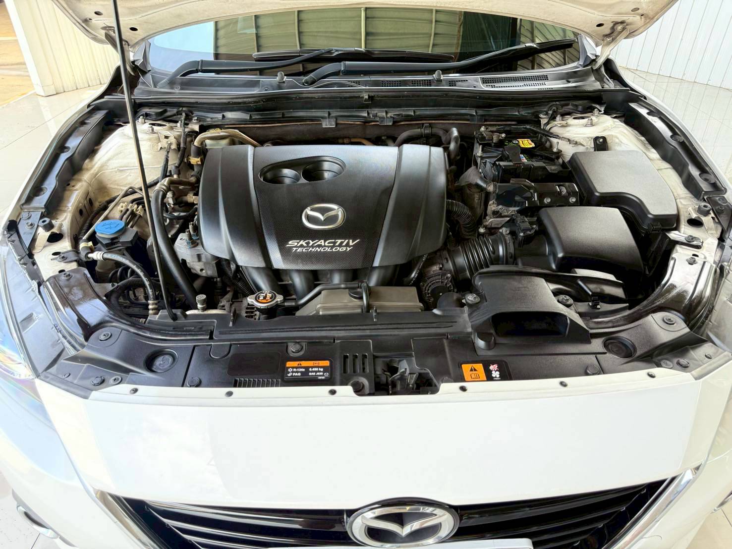2015 MAZDA MAZDA3 2.0 S