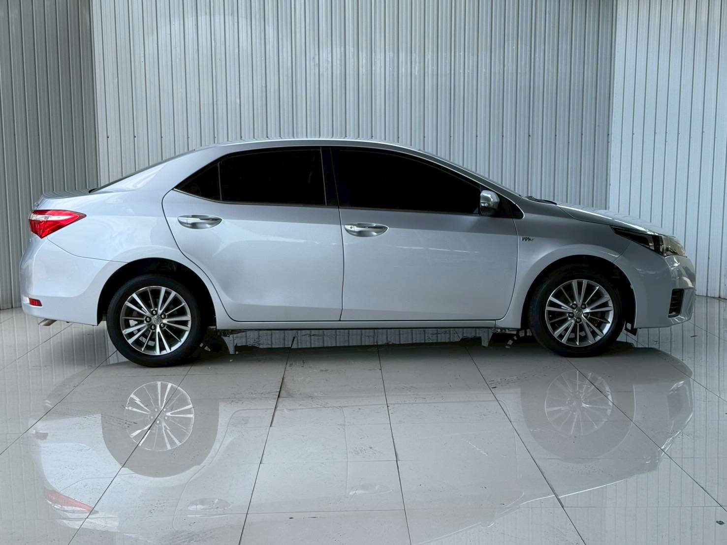 2014 TOYOTA COROLLA ALTIS 1.6 G