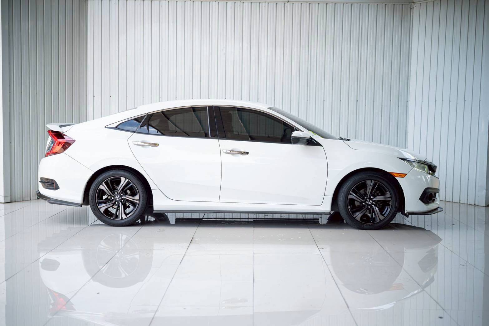 2018 HONDA CIVIC 1.5 TURBO RS